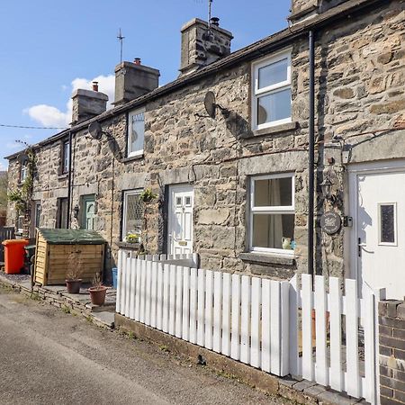 2 White Street Villa Penmachno Екстериор снимка